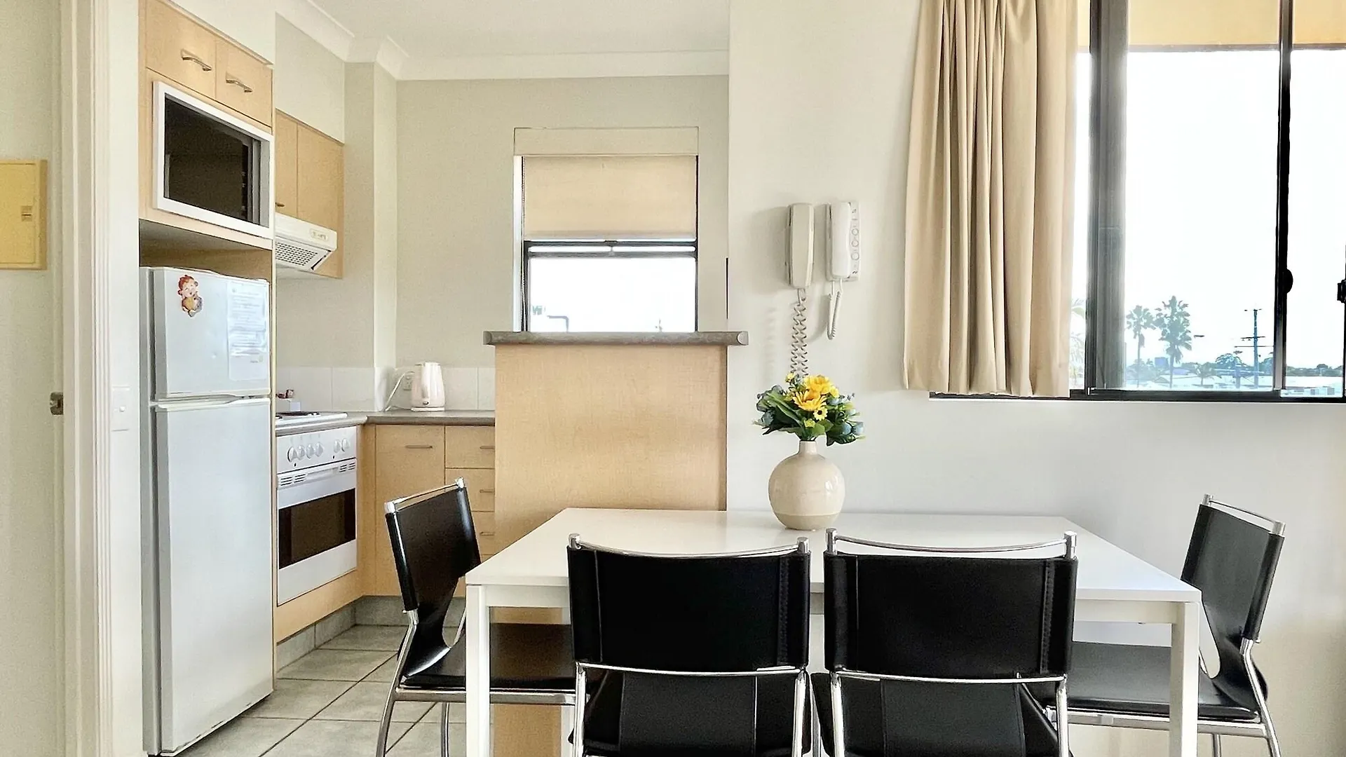 **** Holiday park Mermaid Beach Park View Gold Coast Australia