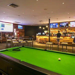 Nightcap At Hotel Kawana Waters